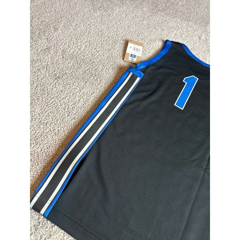 Kentucky Wildcats Nike Youth NWT Basketball Jersey Size Large
